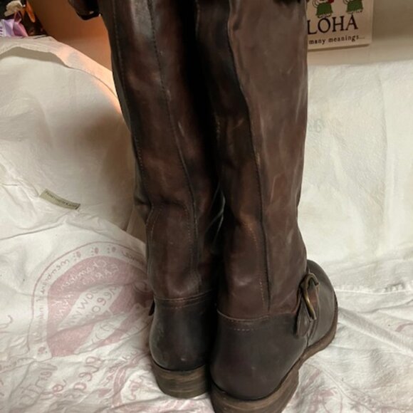 Frye Veronica Slouch Boots - Picture 4 of 12